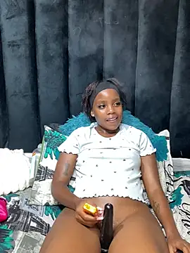 Littlebunny33 online show from 11, 6, 2026