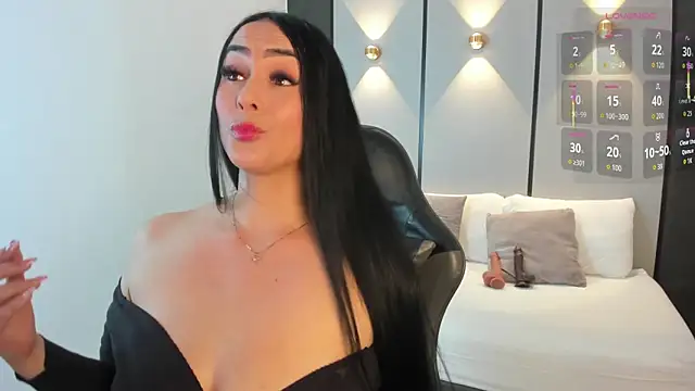 ashly moonn online show from 10, 6, 2026