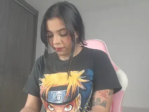 Snapshot of ObeyVal chatting on 12, 5, 2026 ObeyVal online show from 12, 5, 2026