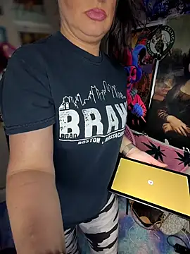 shortywidaphatty online show from 20, 6, 2026