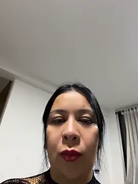 IrisDuvall online show from 21, 6, 2026