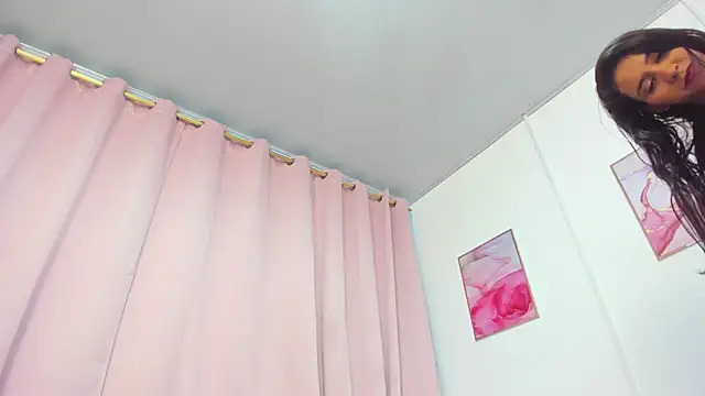 miajhonsonx online show from 4, 6, 2026