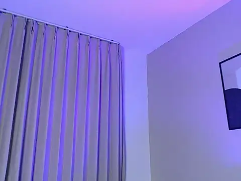lilypeachxx online show from 14, 6, 2026