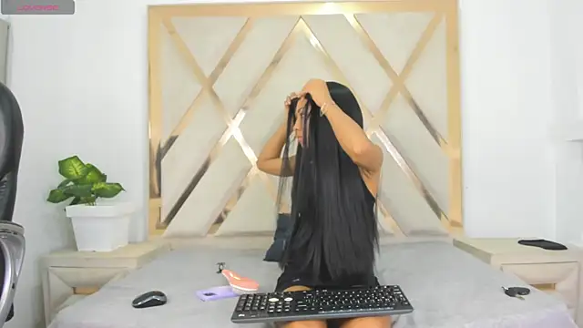 angelkyraasm online show from 17, 6, 2026