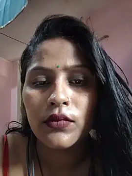 Jasmine Januja online show from 3, 6, 2026