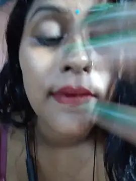 Jasmine Januja online show from 14, 6, 2026