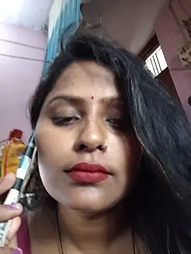 Jasmine Januja online show from 19, 6, 2026