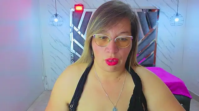 MaylinRosse  online show from 20, 5, 2026
