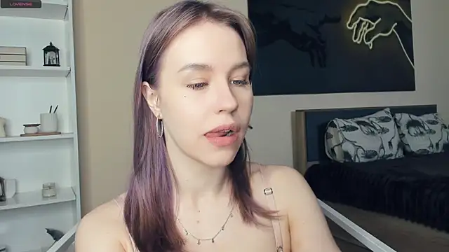 MaliaBourraine online show from 15, 6, 2026