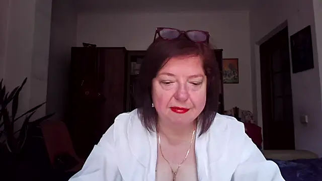Violet Pulse online show from 22, 6, 2026