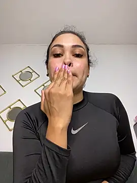 FOX LATINA online show from 8, 6, 2026