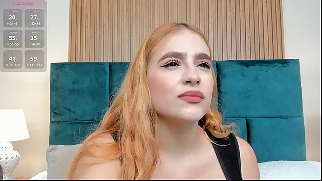 Amber kiss  online show from 17, 6, 2026