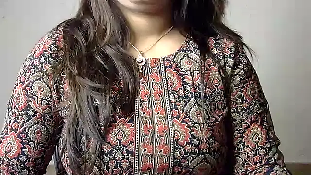 Aaliya02 online show from 21, 6, 2026