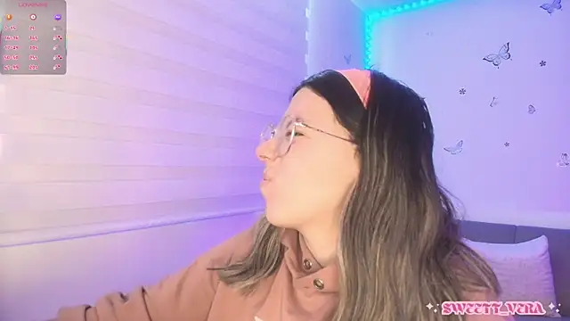 Snapshot of sweettvera chatting on 20, 5, 2026 sweettvera online show from 20, 5, 2026
