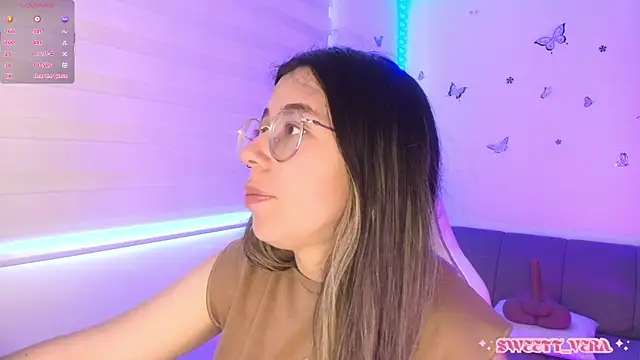 Snapshot of sweettvera chatting on 8, 6, 2026 sweettvera online show from 8, 6, 2026