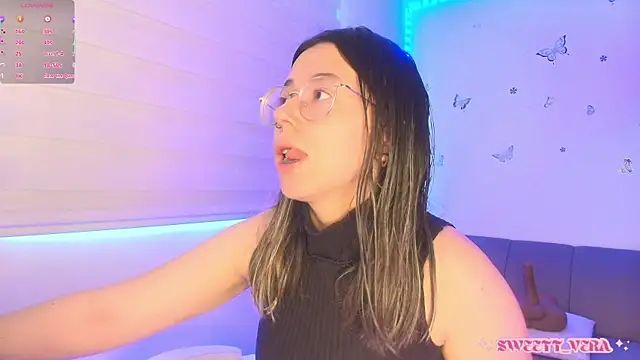 Snapshot of sweettvera chatting on 12, 6, 2026 sweettvera online show from 12, 6, 2026