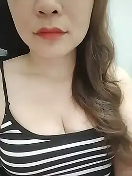 Snapshot of Girl_Shy2000 chatting on 3, 6, 2026 Girl Shy2000 online show from 3, 6, 2026