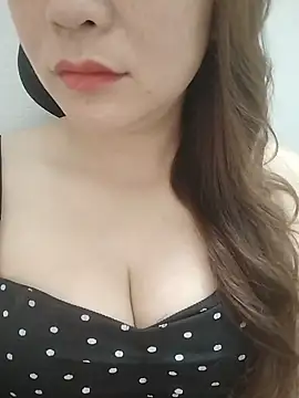 Snapshot of Girl_Shy2000 chatting on 6, 6, 2026 Girl Shy2000 online show from 6, 6, 2026