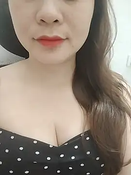 Snapshot of Girl_Shy2000 chatting on 9, 6, 2026 Girl Shy2000 online show from 9, 6, 2026
