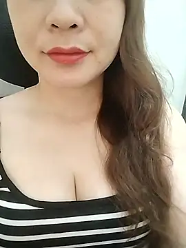 Snapshot of Girl_Shy2000 chatting on 17, 6, 2026 Girl Shy2000 online show from 17, 6, 2026