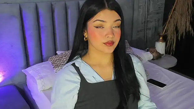 EmmaBlossom online show from 12, 6, 2026