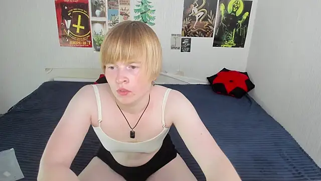 Cattie w  online show from 19, 6, 2026