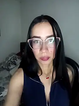 Snapshot of YaraDuartee chatting on 8, 4, 2026 YaraDuartee online show from 8, 4, 2026