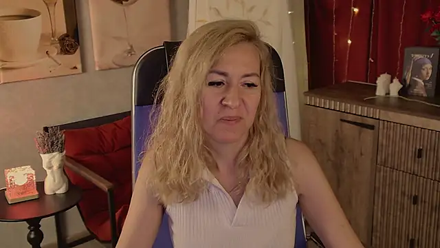 DonnaSmitth online show from 8, 6, 2026