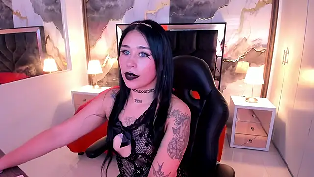 SusanVilla online show from 25, 5, 2026