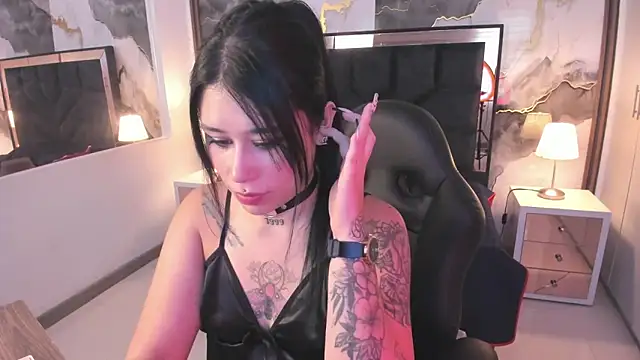 SusanVilla online show from 22, 6, 2026