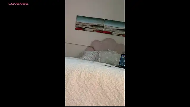 Snapshot of bellacagyal chatting on 20, 5, 2026 bellacagyal online show from 20, 5, 2026