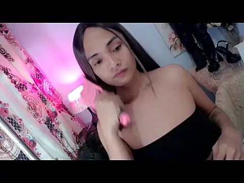 Snapshot of xAsianTOPModelx chatting on 25, 5, 2026 xAsianTOPModelx online show from 25, 5, 2026