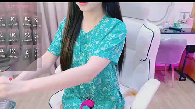  Aria Moonie online show from 21, 6, 2026