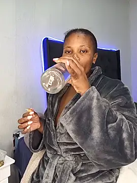 Sex bomb30 online show from 21, 6, 2026