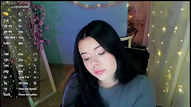 Snapshot of Mona_Esty chatting on 17, 6, 2026 Mona Esty online show from 17, 6, 2026
