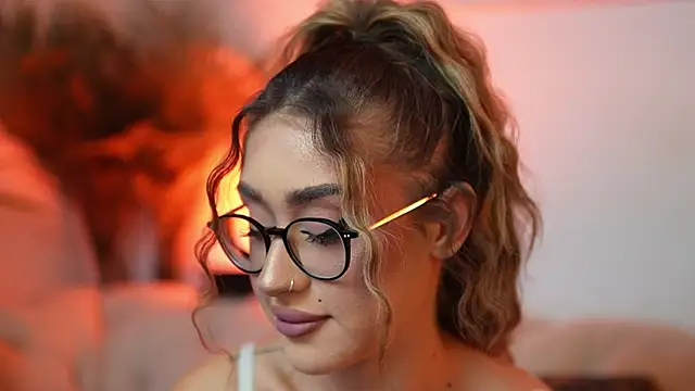 AileenKiss online show from 12, 6, 2026