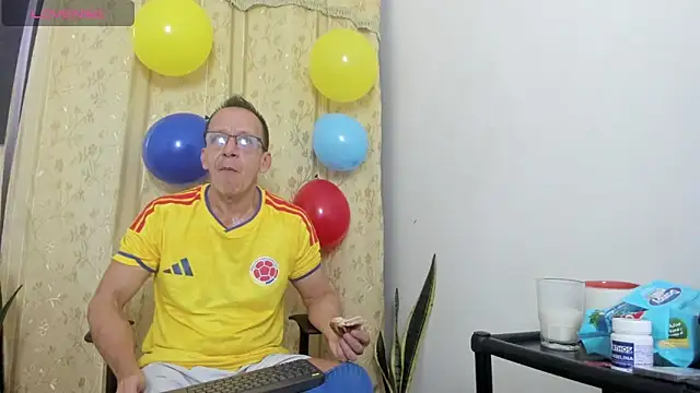  axelking  online show from 17, 6, 2026