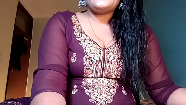 horny milf couple online show from 6, 6, 2026
