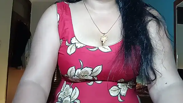 horny milf couple online show from 23, 6, 2026