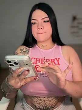 Snapshot of dulcemarianh_ chatting on 23, 6, 2026 dulcemarianh online show from 23, 6, 2026