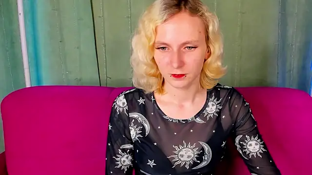 LikiLips online show from 10, 6, 2026