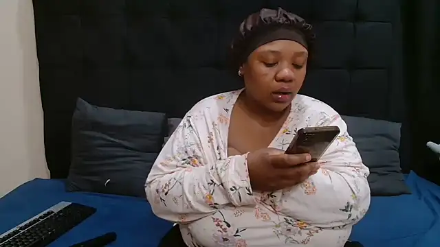 CaramelBootty online show from 6, 6, 2026