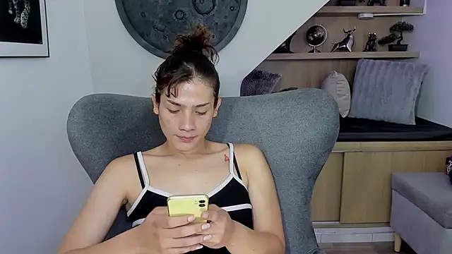 KassMonroe online show from 17, 6, 2026