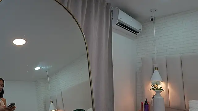 Snapshot of nina_gb chatting on 11, 5, 2026 nina gb online show from 11, 5, 2026