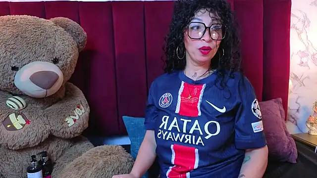 CHIARAJJONES online show from 31, 5, 2026