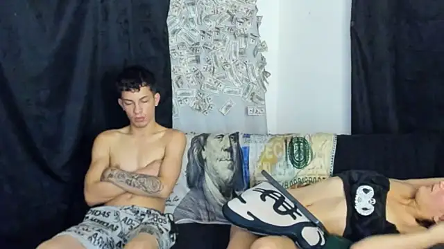 Snapshot of Pride_couple chatting on 12, 5, 2026 Pride couple online show from 12, 5, 2026