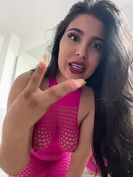 shainadavis online show from 22, 5, 2026