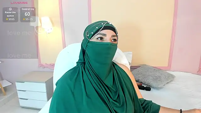  naylaa  online show from 19, 6, 2026
