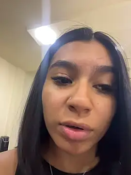 AlyssaRay online show from 22, 6, 2026