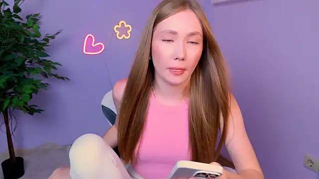 EllyColins online show from 4, 7, 2026
